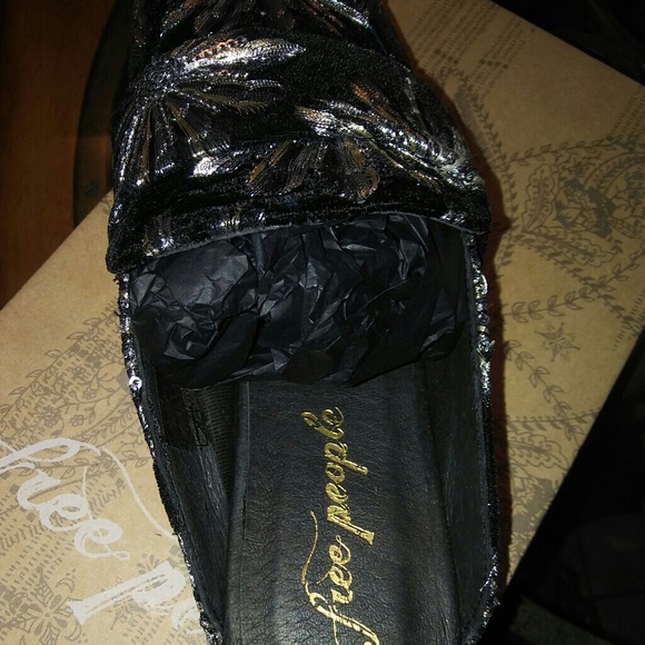 FREE PEOPLE BROCADE  AT BASE LOAFER🌷NWB - Picture 4 of 6